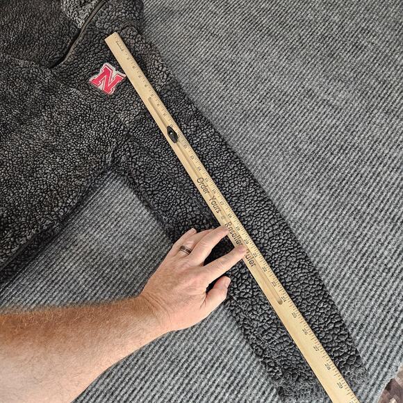 Nebraska Cornhuskers Sweater Womens Medium NCAA Football Sherpa Fleece 1/4 Zip - Picture 6 of 12